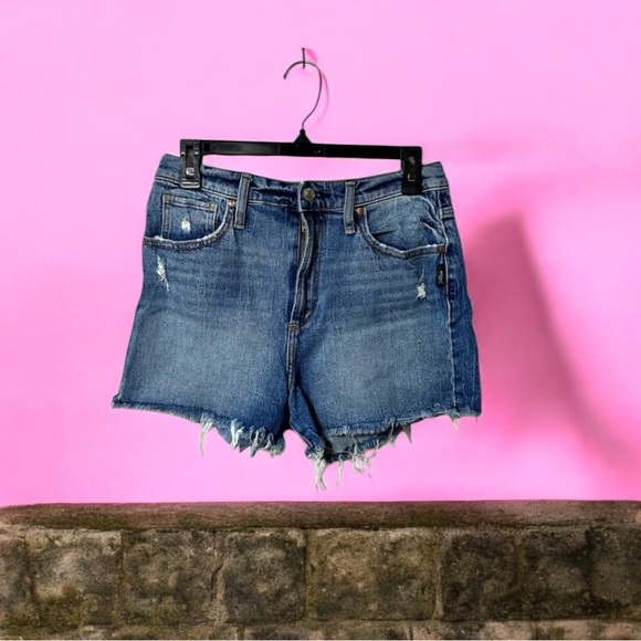 Silver Jeans Highly Desirable Short Size W28/3L‎ Medium Wash - Picture 1 of 7